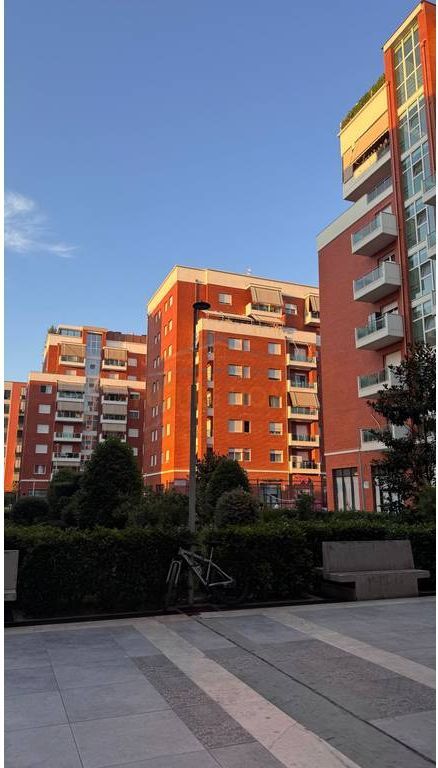 Shitet, Apartament 1+1, Unaza e Re.