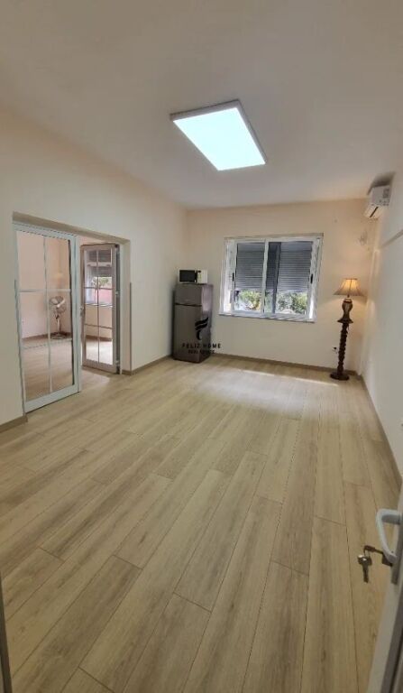 UFFICIO IN AFFITTO 60 M2 MINE PEZA 70.000 LEKE FH-65584