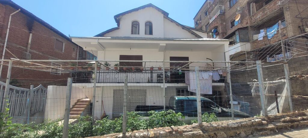 🏡 Casa su 3 Piani a Pogradec