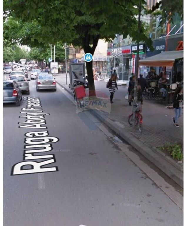 Shop - For Rent - University Book, Tirana