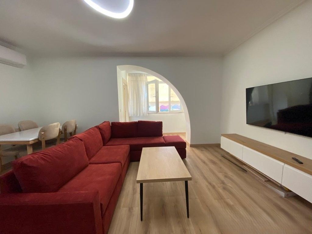 PRANE TREGUT ELEKTRIK JAPIM ME QIRA APARTAMENT 1+1+2 ,600 € /Muaj