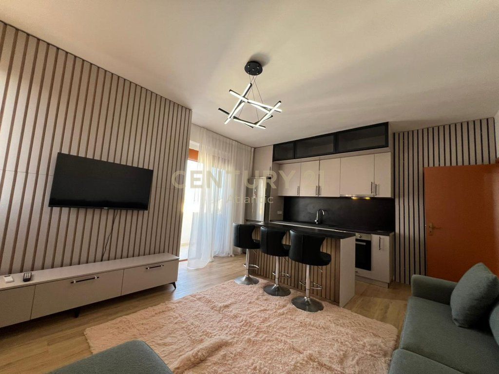 SHITET APARTAMENT 2+1 MOBILE NE PLAZH ILIRIA DURRES!