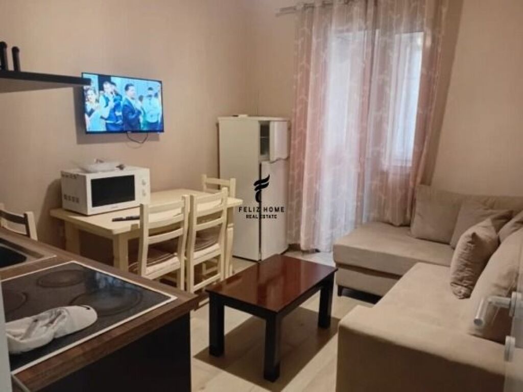 APARTAMENT ME QERA 1+1 BLLOK 50.000 LEKE FH65486