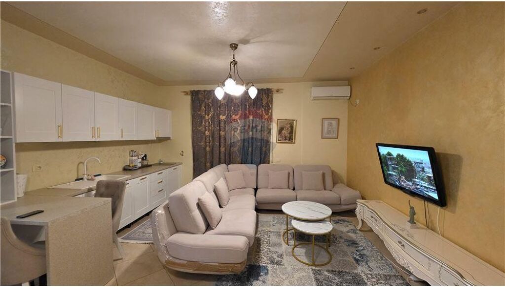 Apartment 2+1+2 for Sale, behind Martini hotel