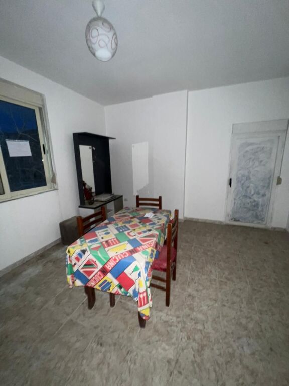 shitet apartament 1+1 ne plazhe durres