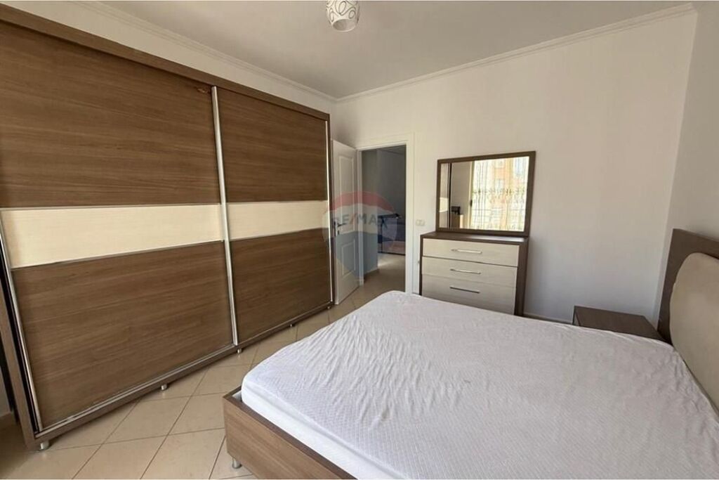 Apartament 1+1 me qira ,në Yzberisht