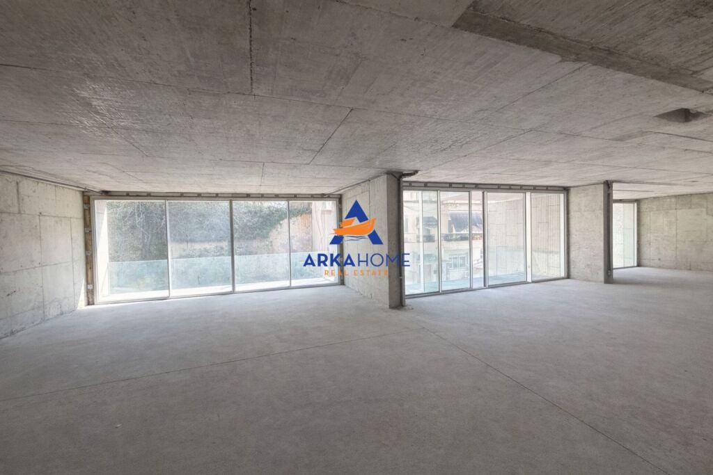 UFFICIO IN AFFITTO 265M2 "IN BLLOK" 9000 EURO (TRATTABILE)