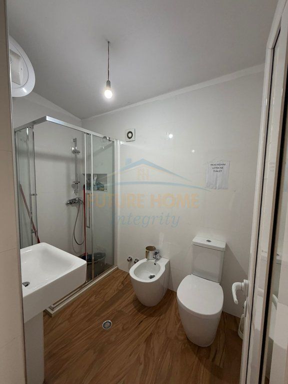 Qera, Apartament 2+1 për zyra, Qendër, Tiranë.