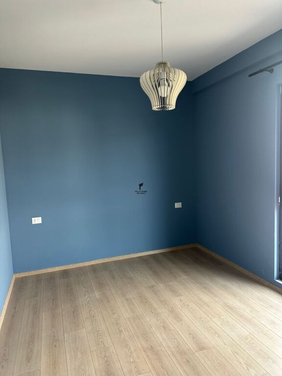 OFFICE FOR RENT 70M2 DIBRA STREET 48,000 LEKE FH-65842