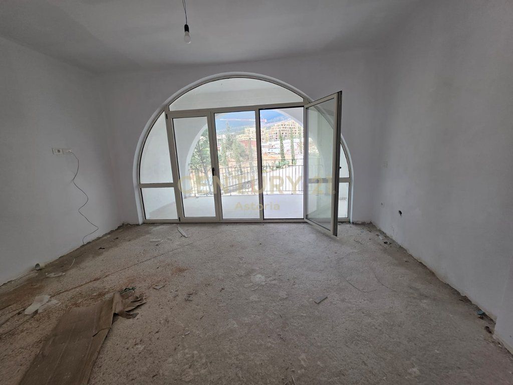 Apartament 2+1 për shitje në Dhërmi, në rezidencën Santorini