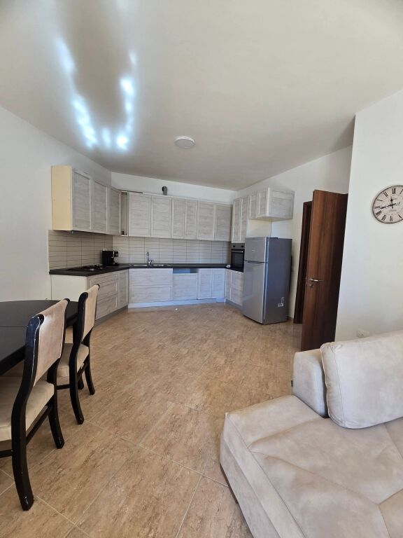 🏢APPARTAMENTO 2+1+2 IN VENDITA A LUNGOMARE VLORE!