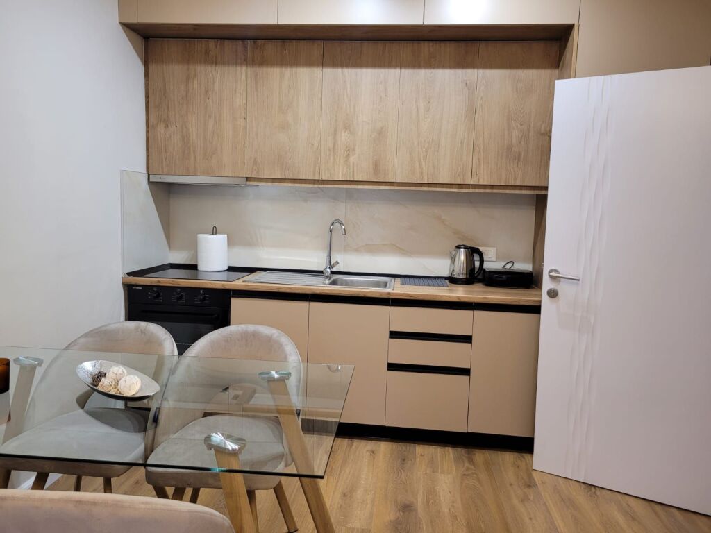 Apartament 1+1 me Qera, kompleksi Kontakt