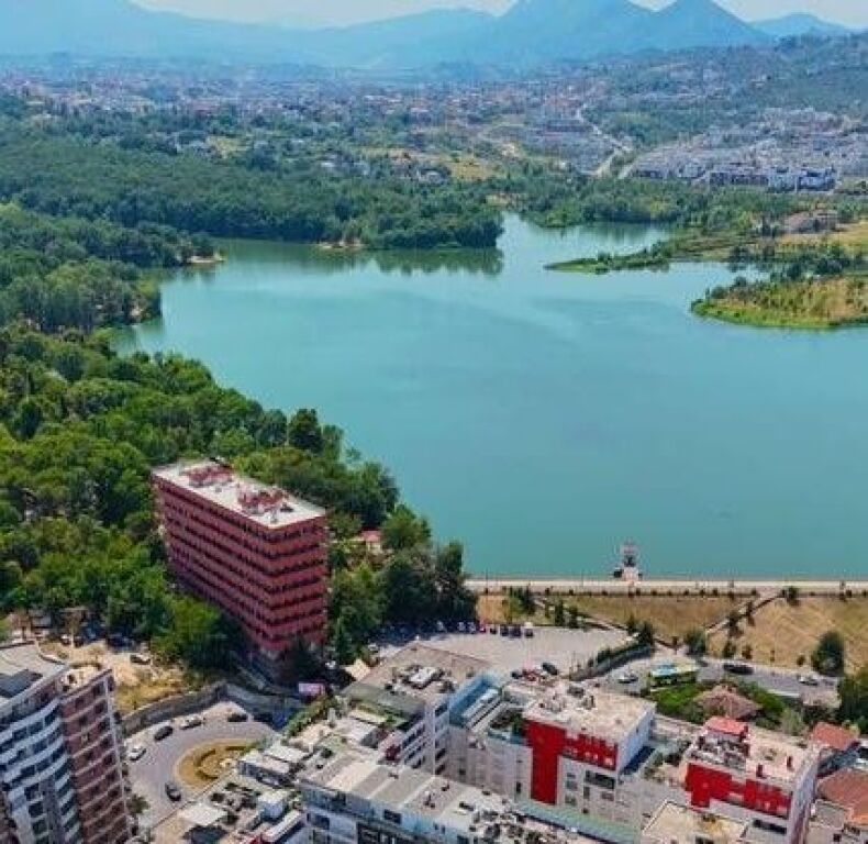 APARTAMENT ME QIRA 3+1+2+POST PARKIMI, KOMPLEKSI NOBIS