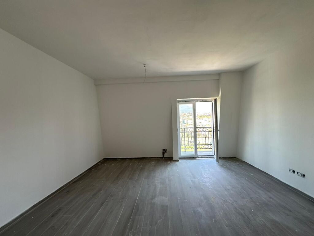 Studio Apartment – Porta Tirana e Re Residence