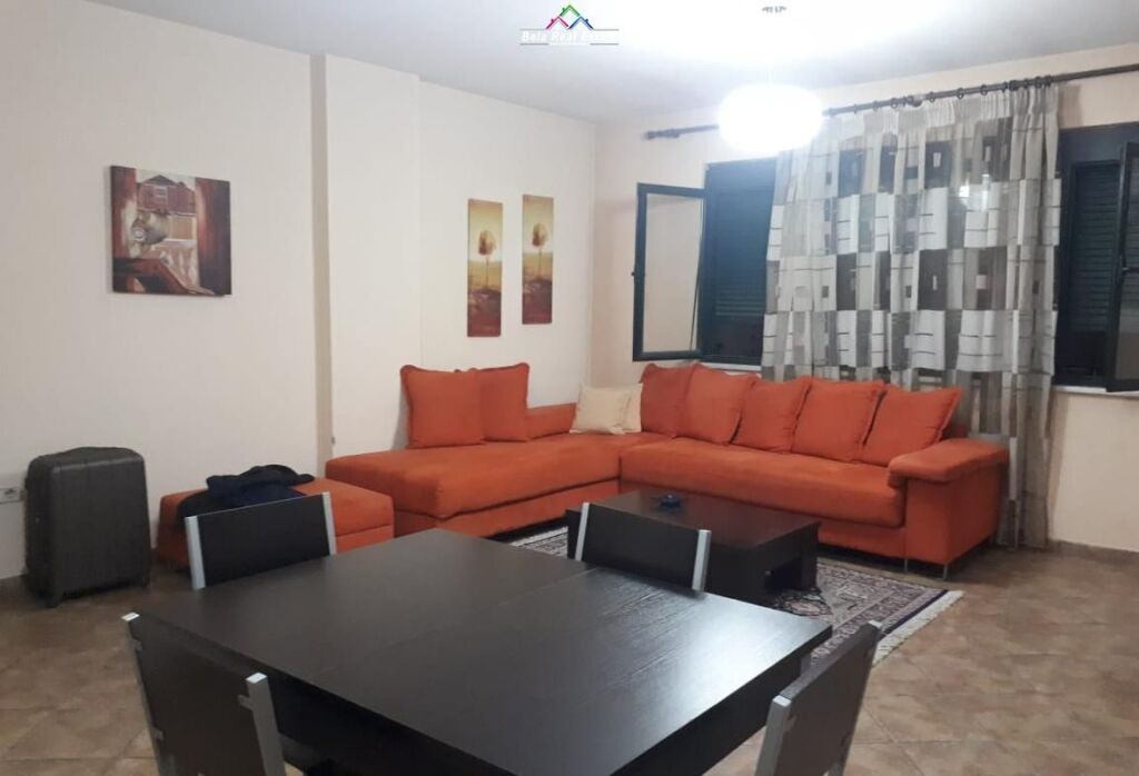 Apartament Me Qera 1+1 Ne Bllok (ID B2101379) Tirane