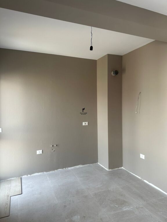 OFFICE FOR RENT 70M2 DIBRA STREET 48,000 LEKE FH-65842