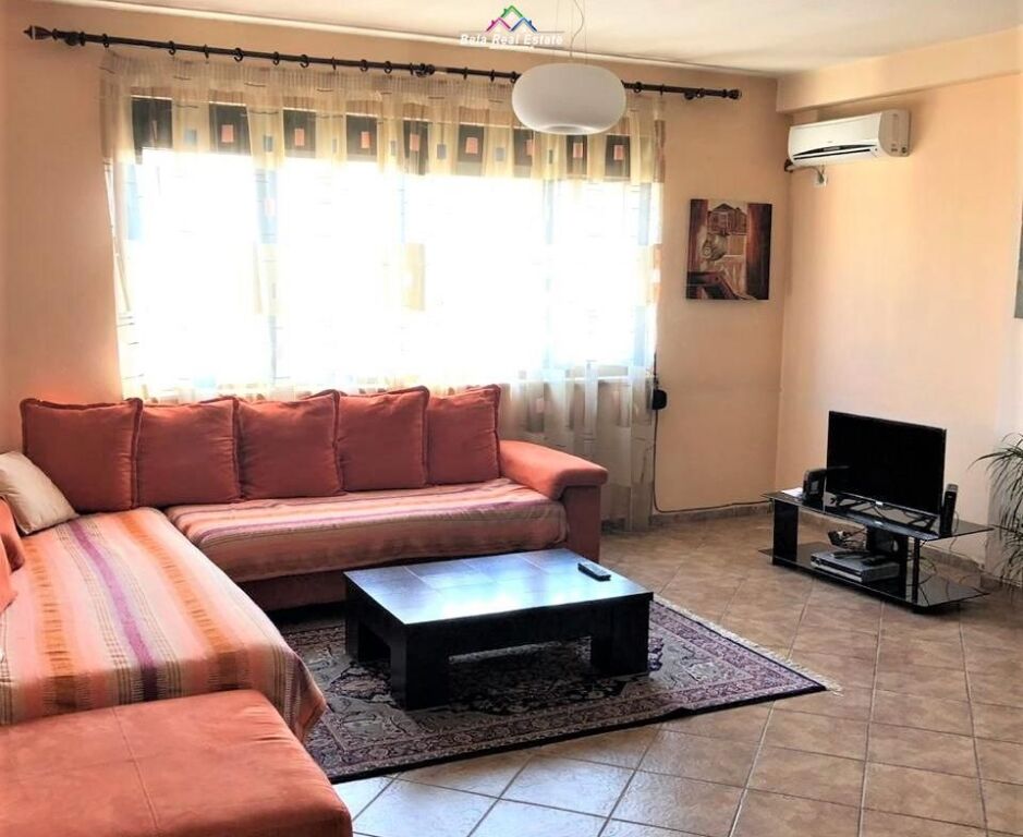 Apartament Me Qera 1+1 Ne Bllok (ID B2101379) Tirane