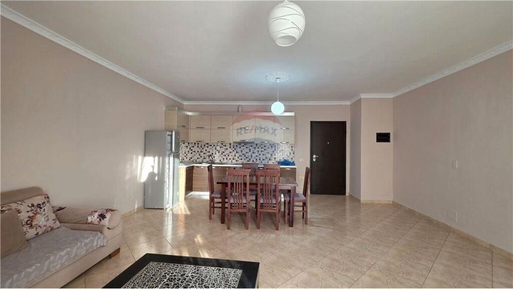 Apartament 2+1 ne shitje , Skele