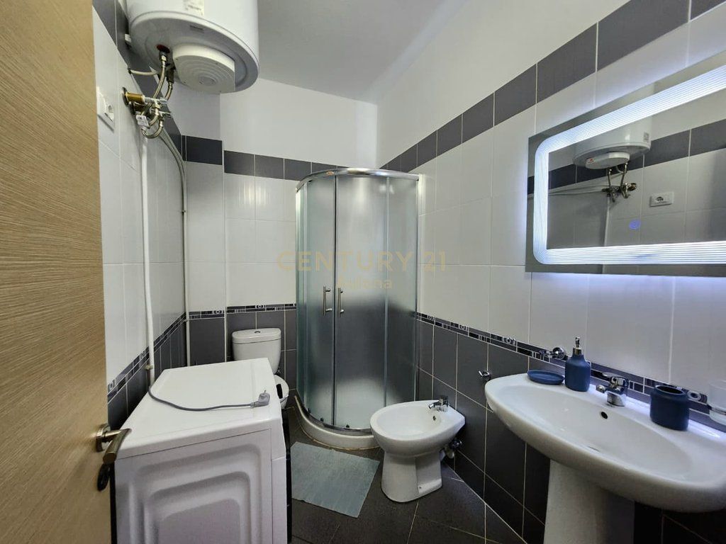Appartamento in Vendita vicino a Marina Bay Resort, Lungomare