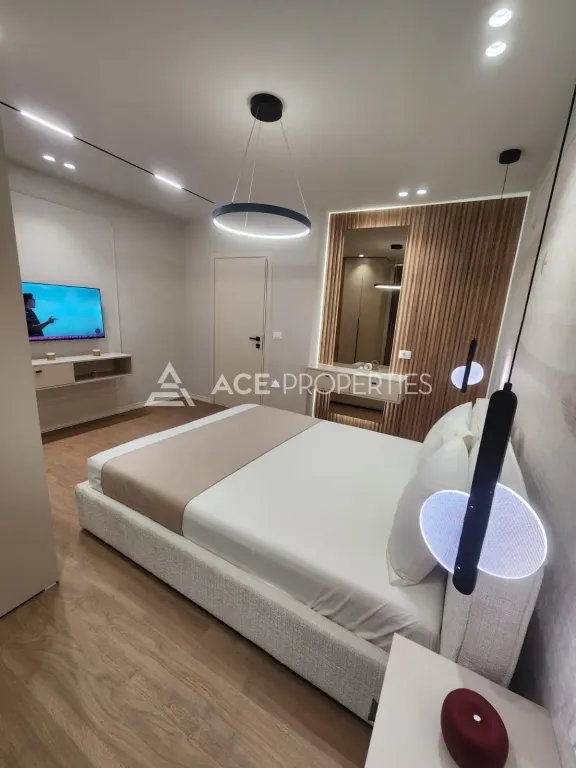 Shitet Apartament 2+1 ,Iliria Plazh
