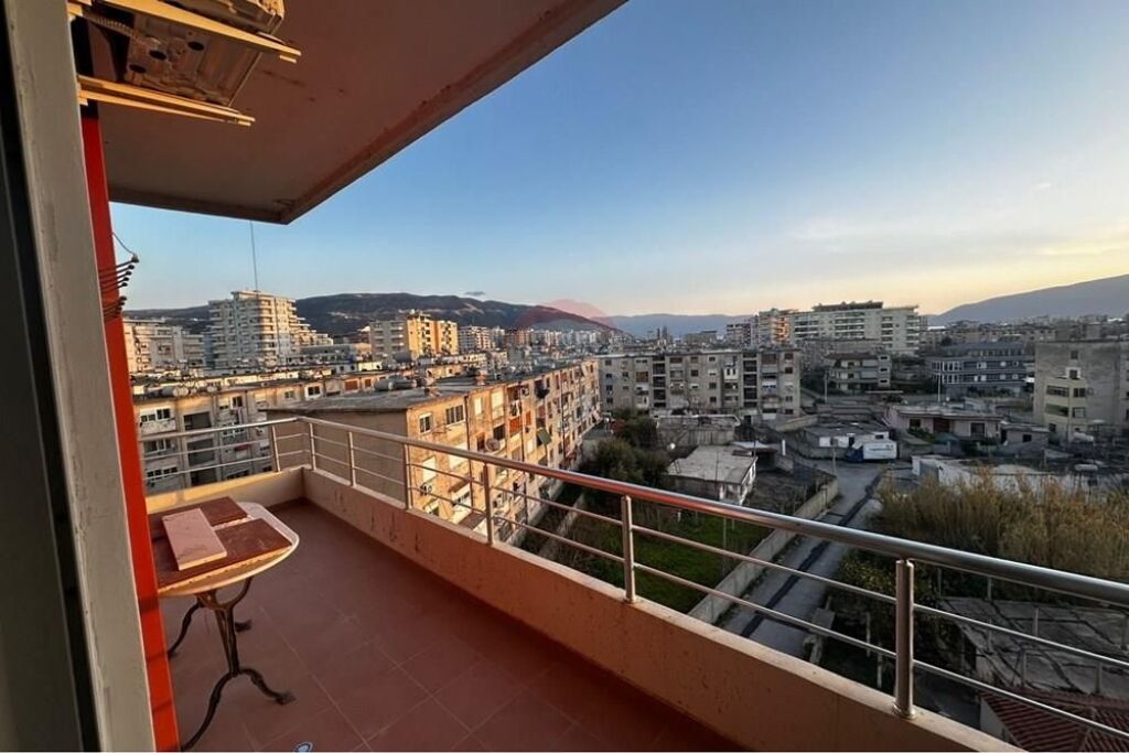 Apartment 2+1 for rent, near Fjortes