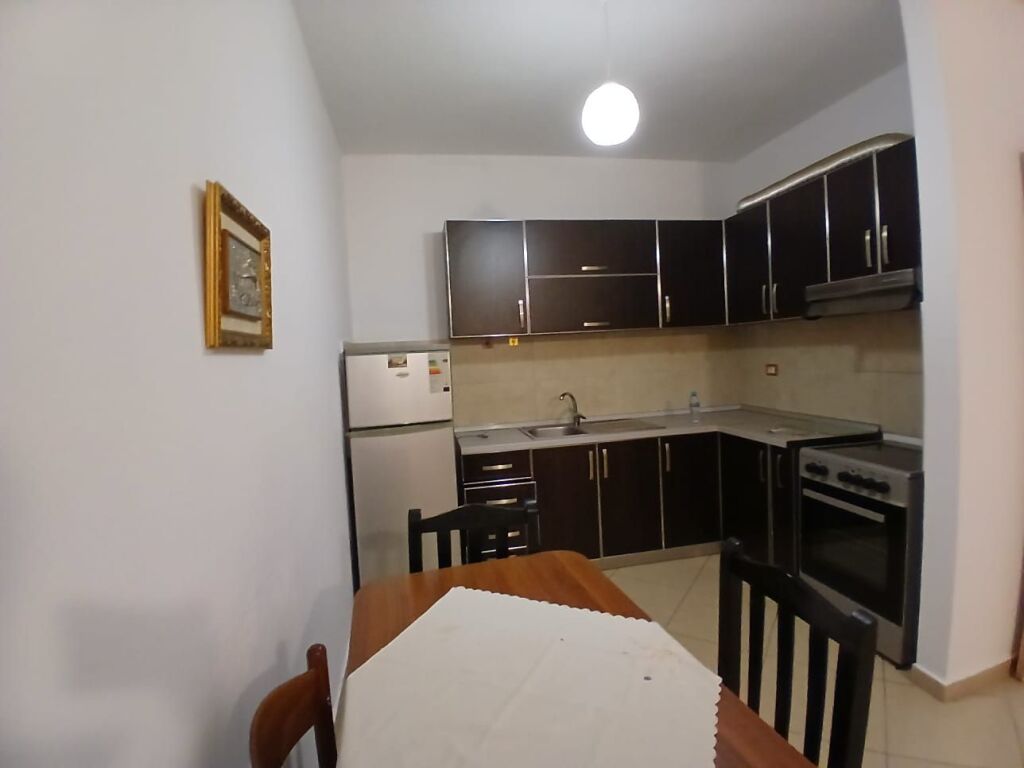 Apartment 1+1 for rent, Astir near Bulevardi i Ri