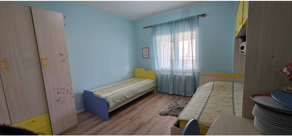 🏡 Super apartament 2+1+2 me verandë në Don Bosko, pranë Zogut të Zi!