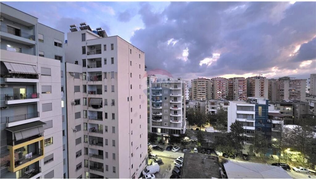 Apartment 2+1+2 for Sale, behind Martini hotel