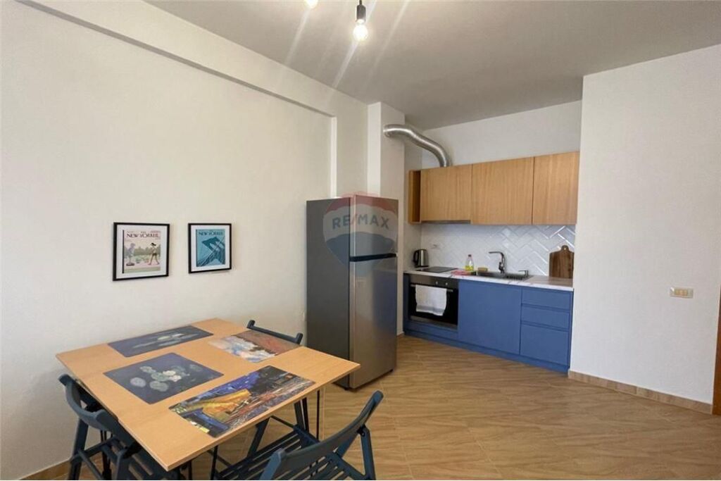 Apartment for rent , New Street