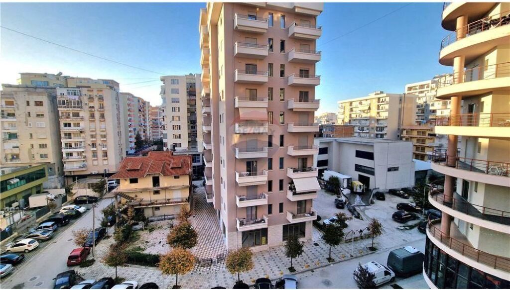 Apartament 2+1 ne shitje , Skele