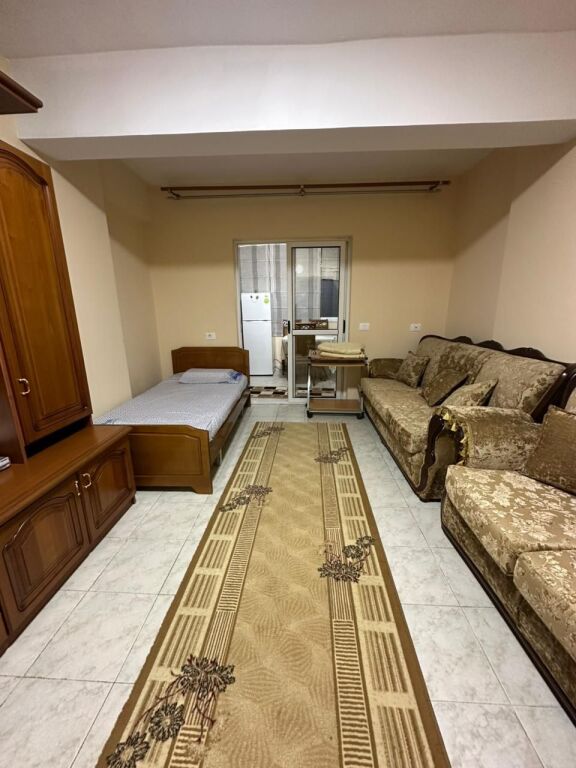 Apartament 2+1 me qira – Laprakë