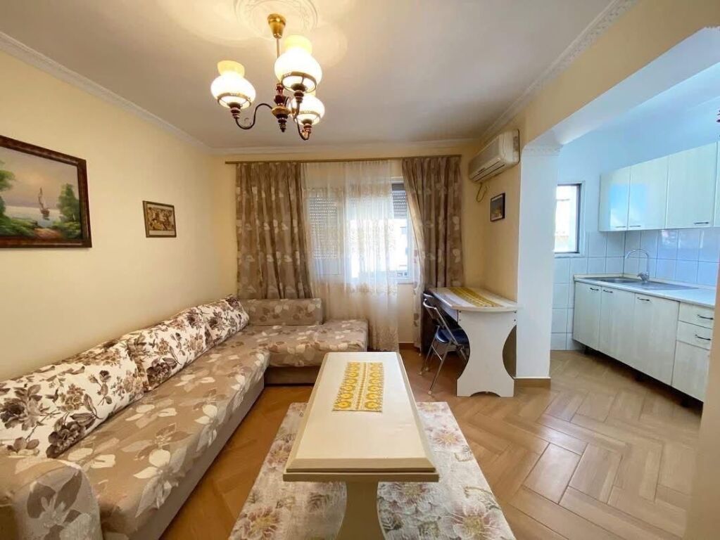 Apartment me qera 1+1 mine peza
