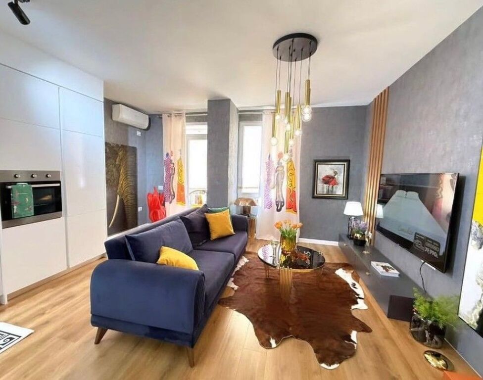 JEPET ME QERA APARTAMENT 1+1 – MOZAIKU I TIRANËS, ZONA 21 DHJETORI