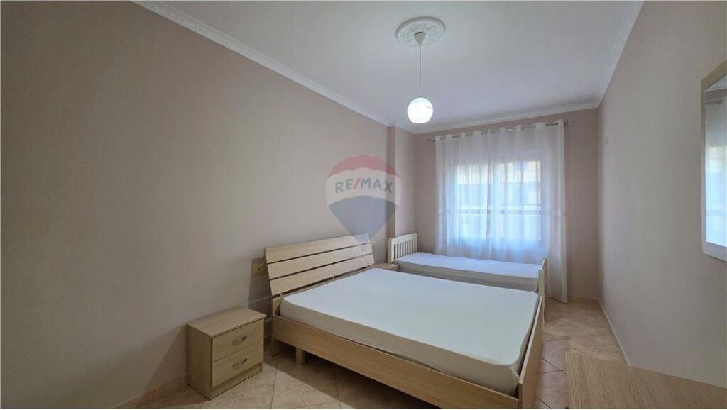 Apartament 2+1 ne shitje , Skele