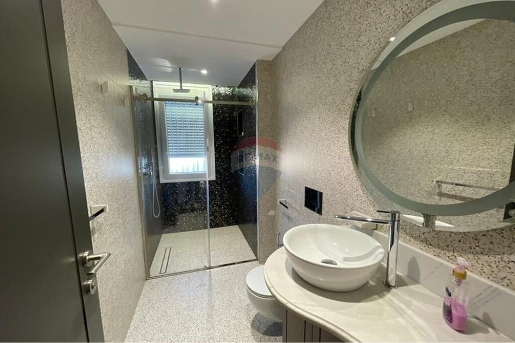Apartament 2+1+2 me qira , Kopshti Botanik