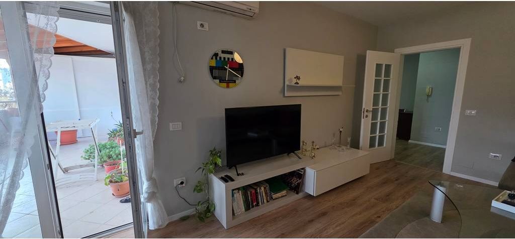 ALL'INGRESSO DON BOSCO – VICINO A ZOGU I ZI! SUPER APPARTAMENTO 2+1+2 CON VERANDA|26 m² | IN VENDITA! (VIDEO)