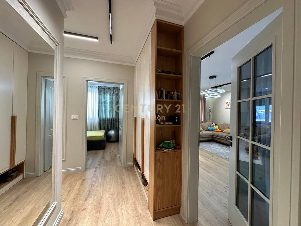 APARTMENT 3+1+2+ VERANDAS FOR SALE NEAR VILLA L !