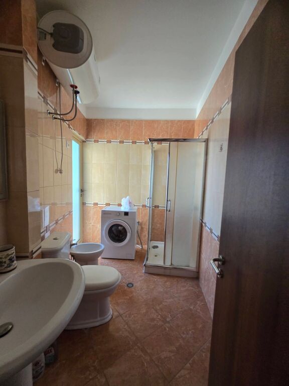 🏢APPARTAMENTO 2+1+2 IN VENDITA A LUNGOMARE VLORE!