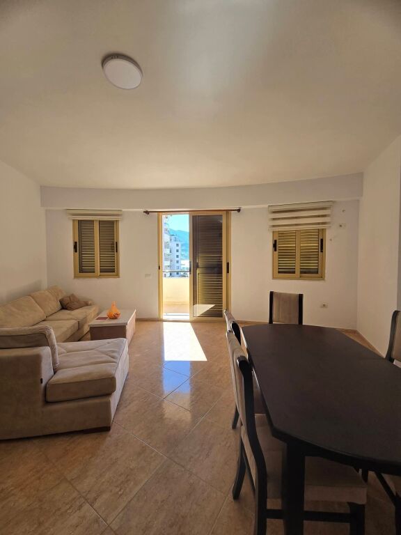🏢APPARTAMENTO 2+1+2 IN VENDITA A LUNGOMARE VLORE!