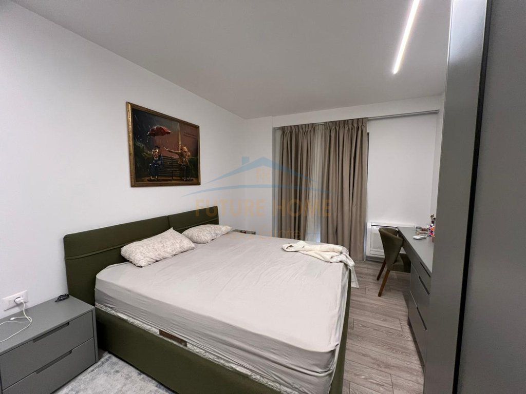 Shitet, Apartament 2+1+2 me Depo + Post Parkimi, Rruga Jordan Misja, Tirane.