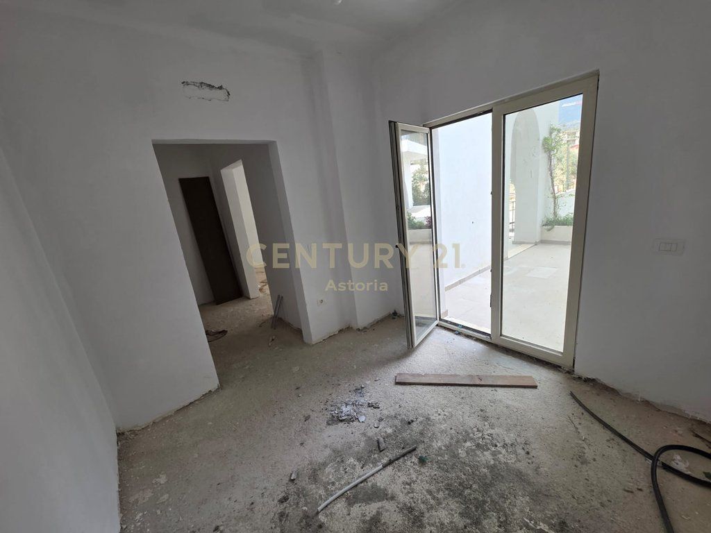 Apartament 2+1 për shitje në Dhërmi, në rezidencën Santorini