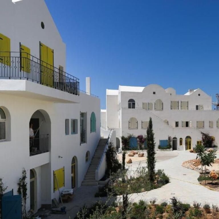 🏝️ Apartment 2+1 for Sale – Santorini Residence, Dhërmi (Sea View) ✨