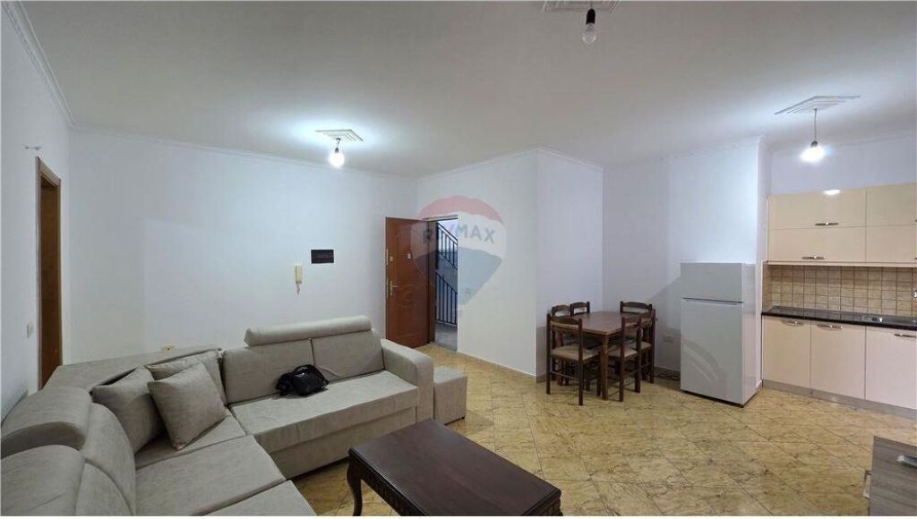 Appartamento 2+1 in affitto , Via Cipaj