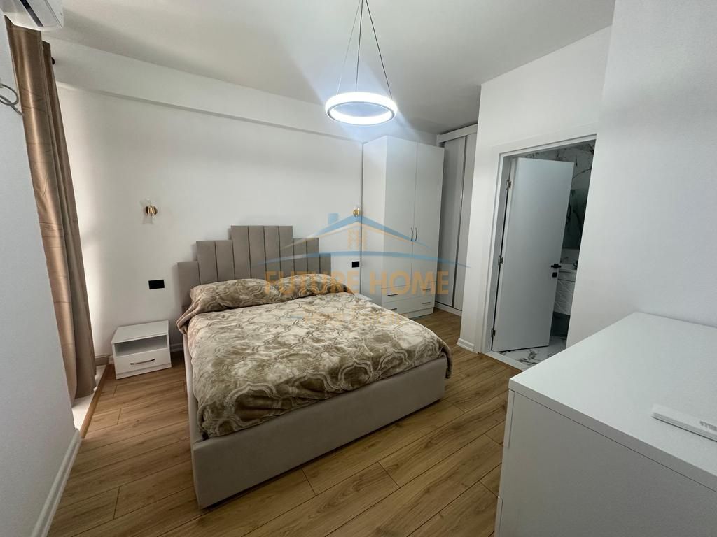 Rent, Apartment 2+1, 21 Dhjetori !