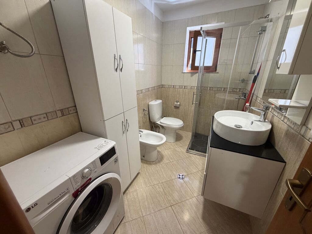 1+1, furnished, myslym shyri, 600 thousand lek