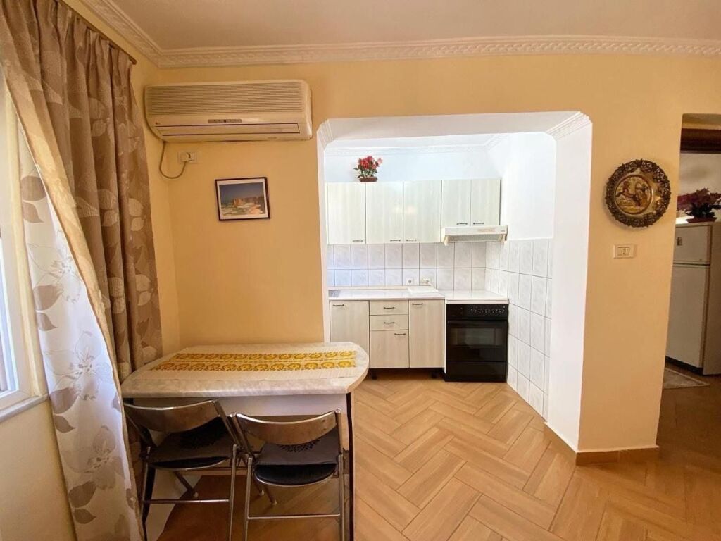 Apartment me qera 1+1 mine peza
