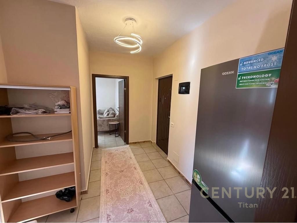 Apartament 1+1 per qira te Rruga Mine Peza