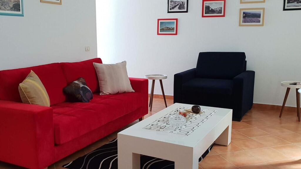 Apartment 1+1 for rent behind Harry Fultz school