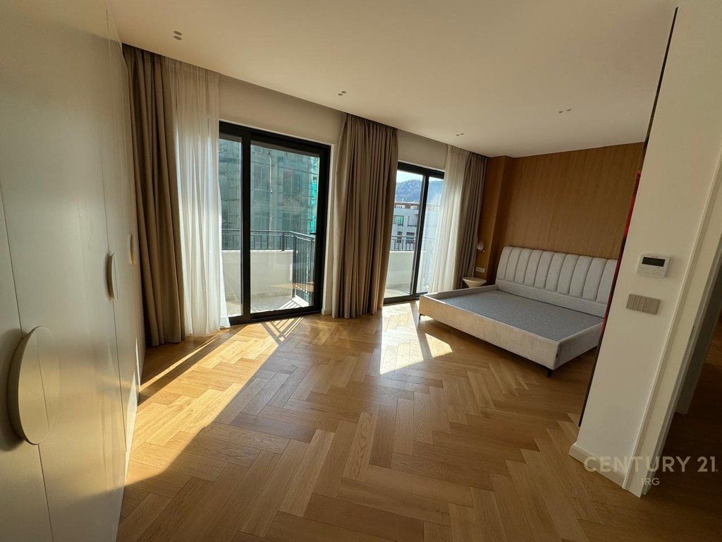 Luxury 2+1 apartment for rent with an area of 239 m², at the Dry Lake.