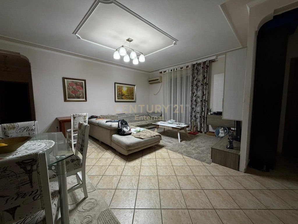 Appartamento 3+1+2 in vendita vicino alla Scuola di Balletto, Tirana 133 m²